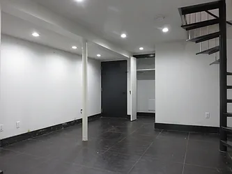 Rented by Rennit Inc.