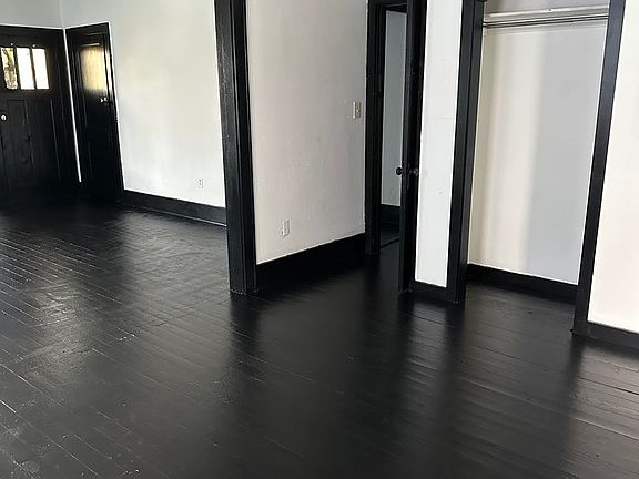 5th image of 1413 Wellesley Ave #1/2