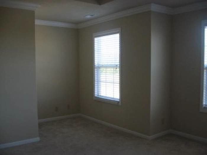 2nd image of 204 Mott Dr
