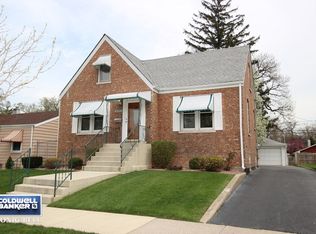 9243 S 54th Ct, Oak Lawn, IL 60453
