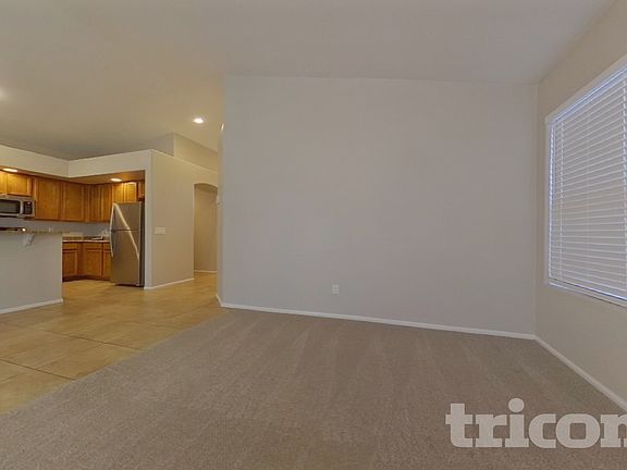 4th image of 4939 W Burgess Ln