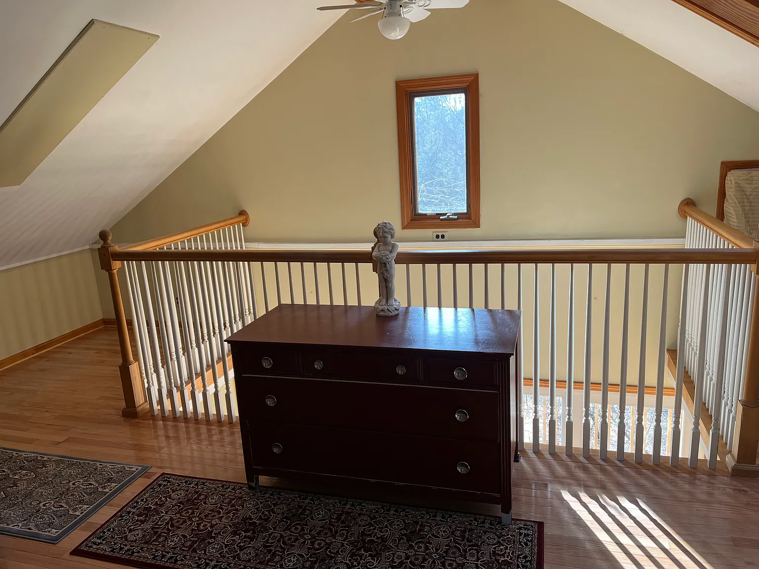 2 bed, 900 sqft, $2,200 — Photo 2