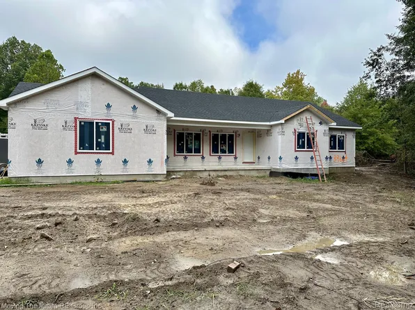 39664 Judd Rd, Belleville, MI 48111