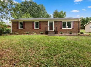 207 Capistrano Dr, Winston Salem, NC 27103