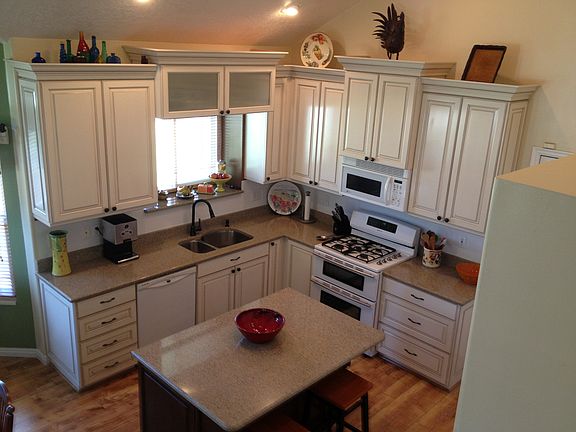 custom kitchen