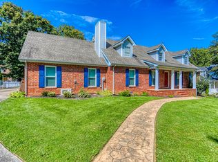 107 Lone Oak Dr, White House, TN 37188