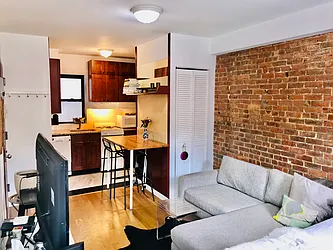 Rented by Carroll Gardens Realty