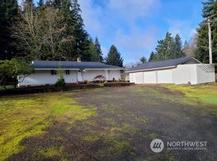 29 Boursaw Ave, Hoquiam, WA 98550