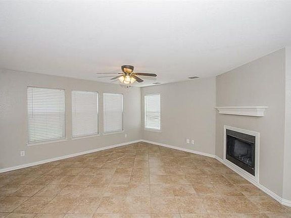 5th image of 2152 Royal Acres Trl