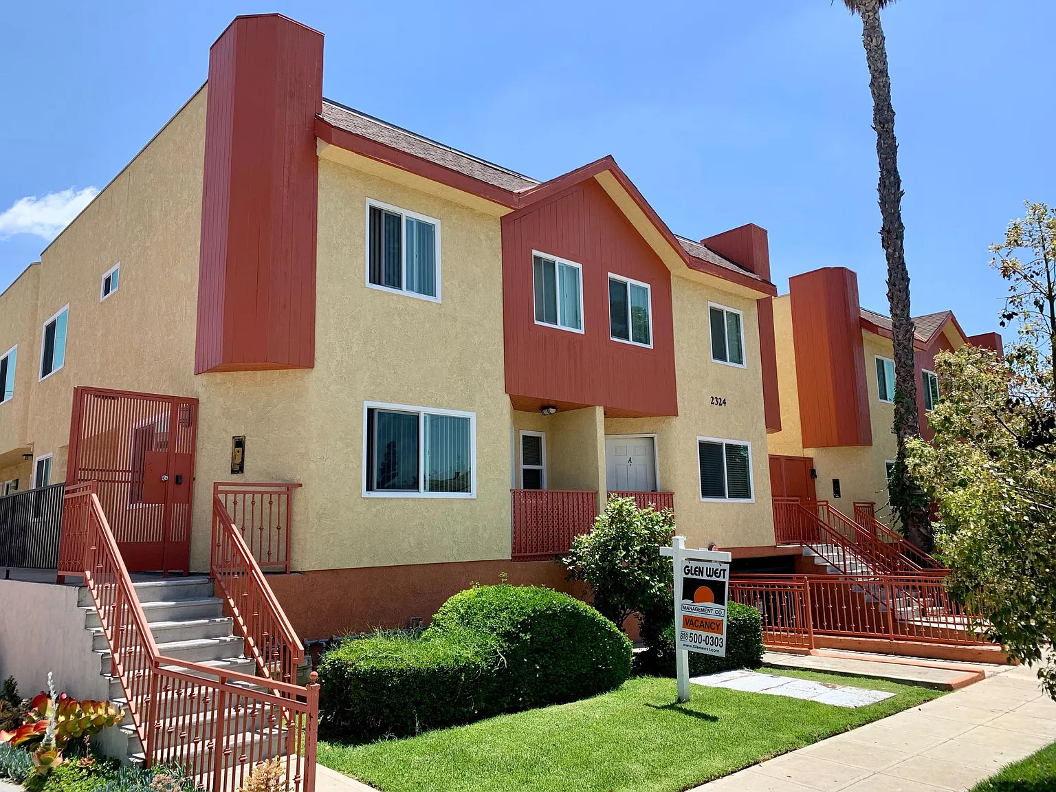 1 bed, 800 sqft, $1,900 — Photo 1