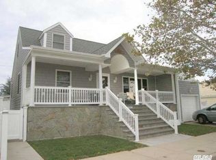 31 Harmon St, Long Beach, NY 11561