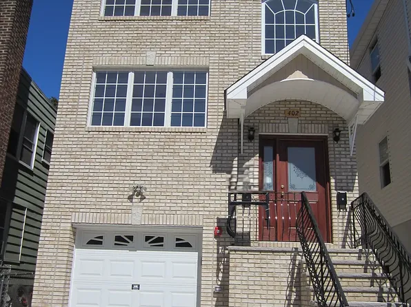 402 Cross St, Harrison, NJ