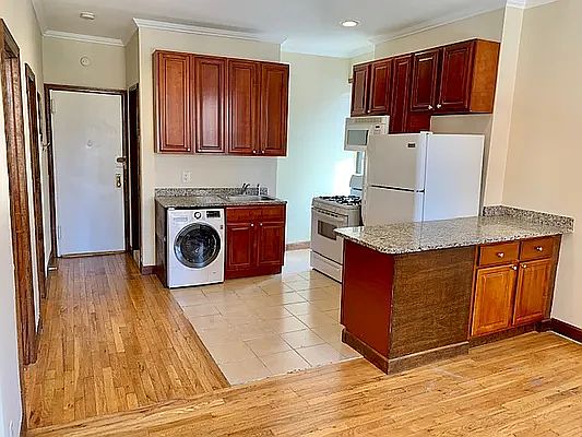 1st image of 460 W 57th St APT 4N