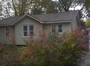 2445 Pine Lake Ave, Keego Harbor, MI 48320