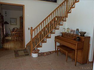 3rd image of 7 Valerie Ct
