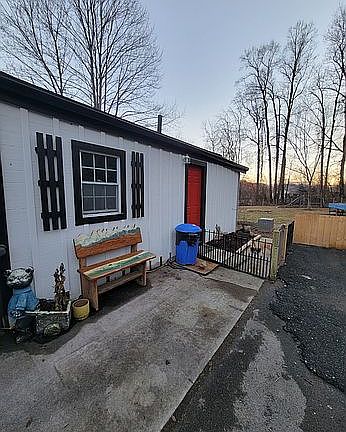 3rd image of 1233 Bluefield Ave