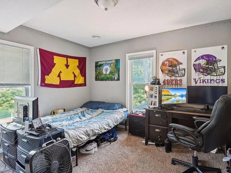 3023 Dupont Ave S #2 — Photo 20