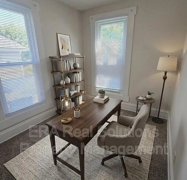 1531 Richmond Ave — Photo 6