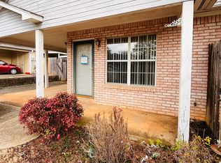 652 Woodvine Cir, Birmingham, AL 35215