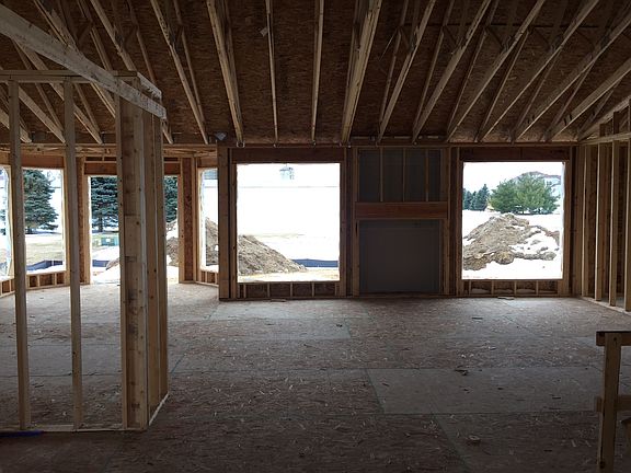 2nd image of 1419 Mamerow Ln W