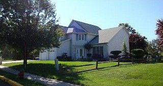 2nd image of 129 Thorpe Ave