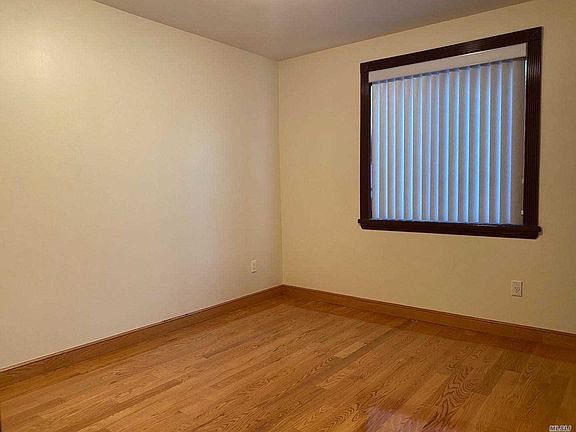 4th image of 57-12 136th St Floor 1