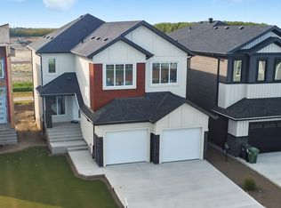144 Edgewater Cir, Leduc, AB T9E1K5