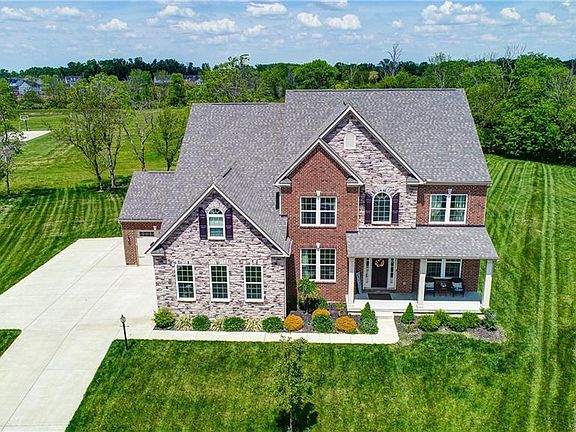 2nd image of 1734 Sunny Brook Dr