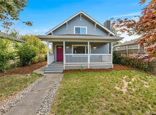 8425 17th Ave SW, Seattle, WA 98106