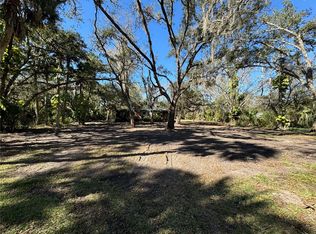 29 Dew Dr, Lake Placid, FL 33852