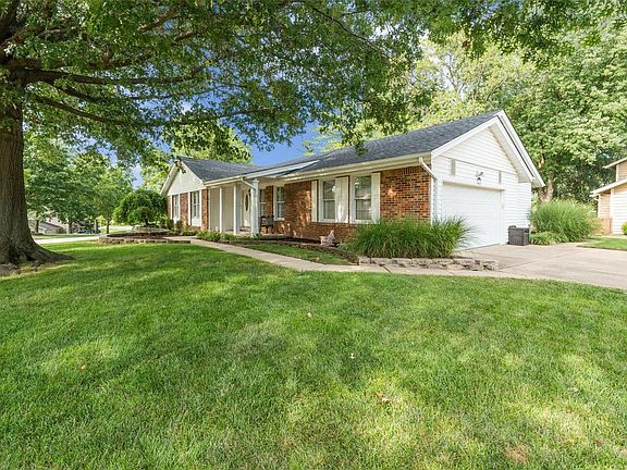 2nd image of 15993 Woodlet Park Ct