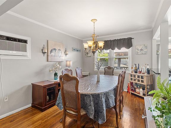 4th image of 21 Reese Place