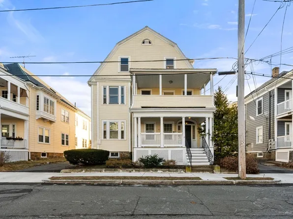 17 Roslyn St, Salem, MA 01970