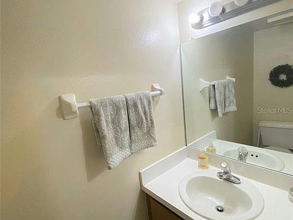 5th image of 4913 W McElroy Ave #H211