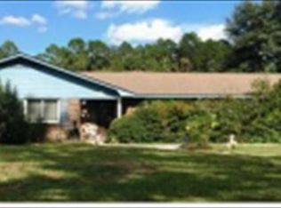 84 Henry St, Pembroke, GA 31321