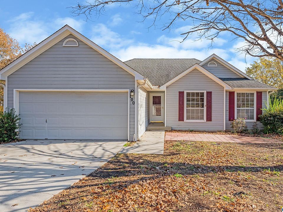 1st image of 100 River Oaks Dr NW