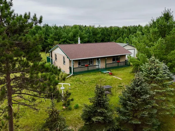 929 Edgewood Ave, Adams, WI 53910