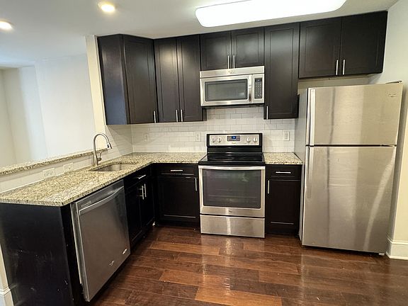 2nd image of 2308 Delancey Pl #Ll