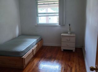 824 E 225th St #1, Bronx, NY 10466
