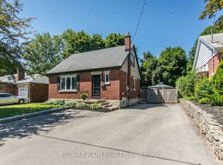 38 Scrimger Ave, Cambridge, ON N1R 4V8