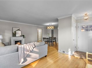 4707 Franklin Ave, Des Moines, IA 50310