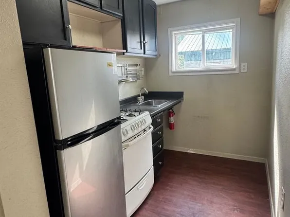 859 Runamuck Ave, North Pole, AK 99705