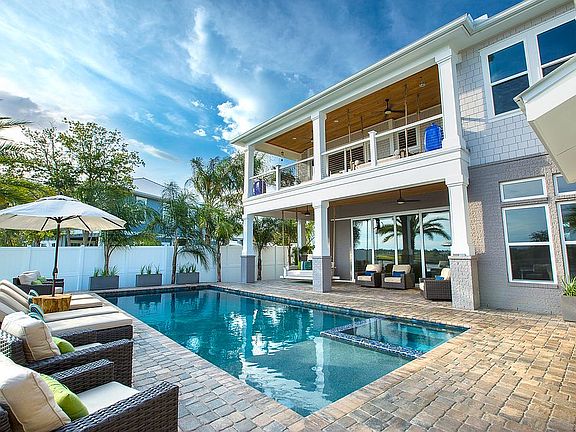 4th image of 2120 Beach Blvd
