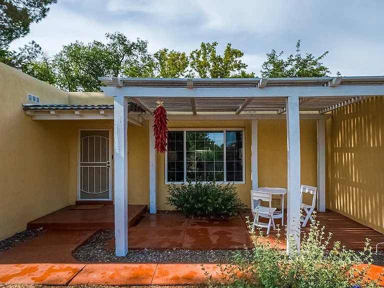 3812 Calle Del Monte NE — Photo 12