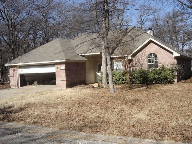 1st image of 4606 Lyndi Ln