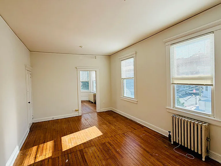 3 S Eckar St — Photo 4