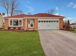 20754 S Hickory Creek Pl, Frankfort, IL 60423