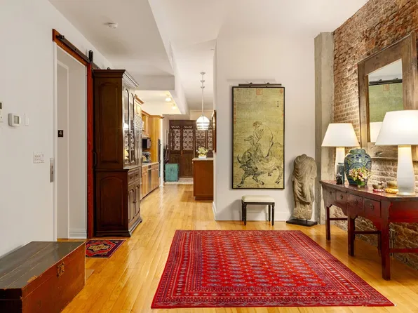 354 Broadway image 6 of 12