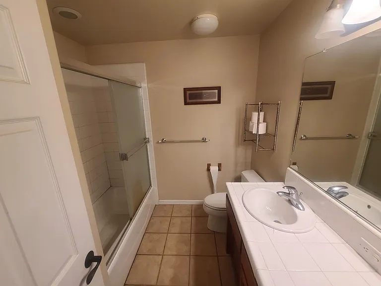 2790 Cedar Ave — Photo 28
