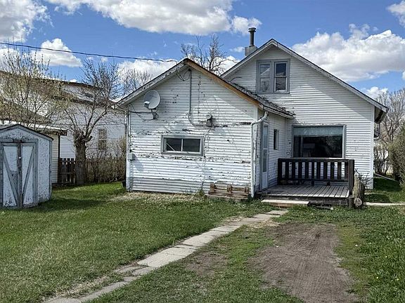 2nd image of 113 N 5th Ave E